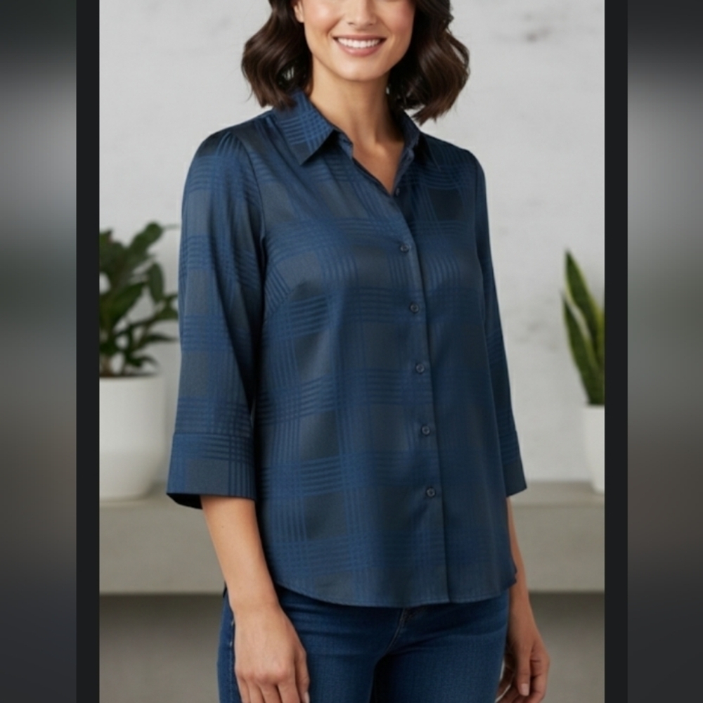 Westbound, wrinkle, free, black and blue plaid button front size 8 shirt